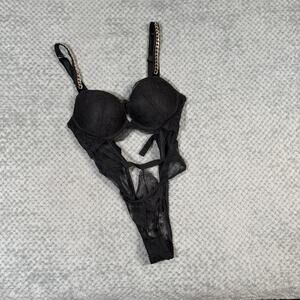 Victoria's Secret Black Lacy Chain Strap Lingerie One Piece Bodysuit Wmns M